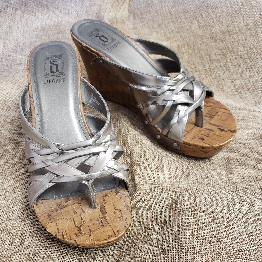 Flip flop wedges